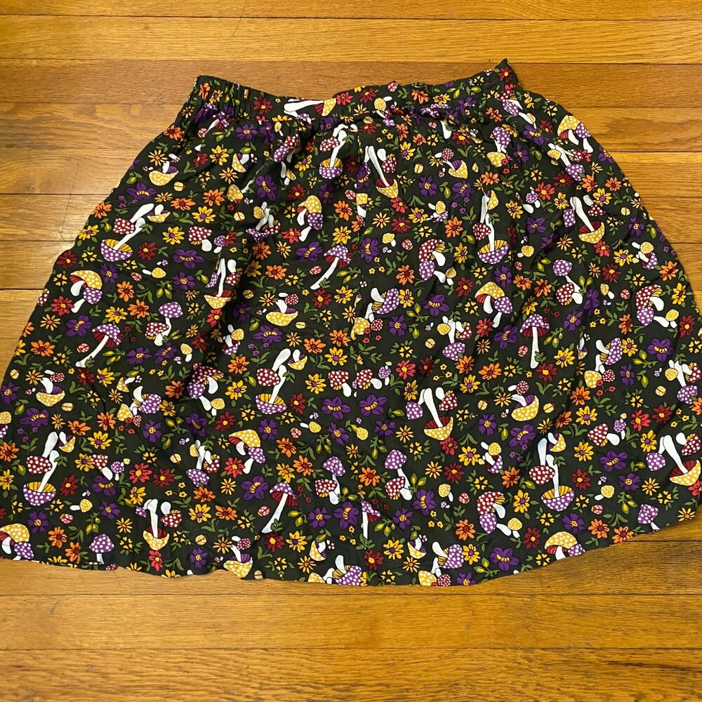 Modcloth Ditsy Mushroom Skirt L